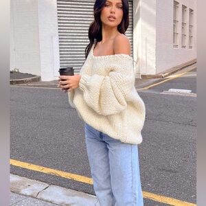 NWT beginning boutique delvey cream chunky knit sweater